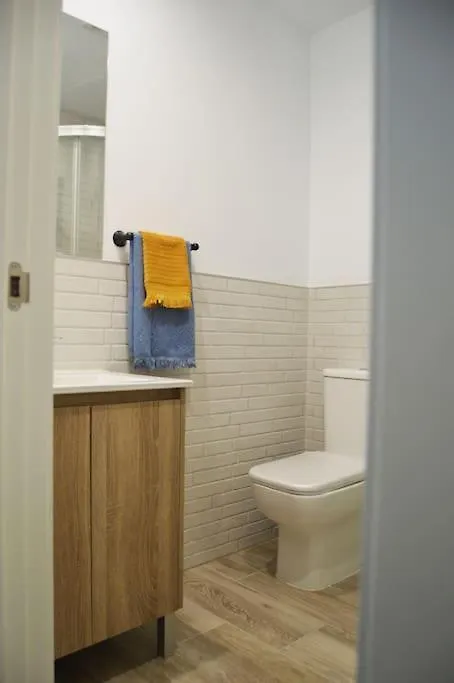 Apartman Apartamento Ana'S Cerca Del Parque Tecnologico Málaga